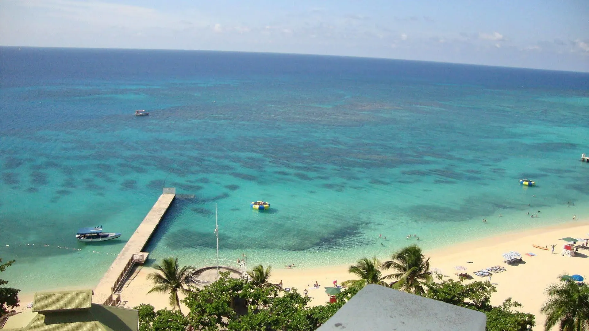 ** Hotel Coral Reef Beach Suite At Montego Bay Club Resort Jamaica