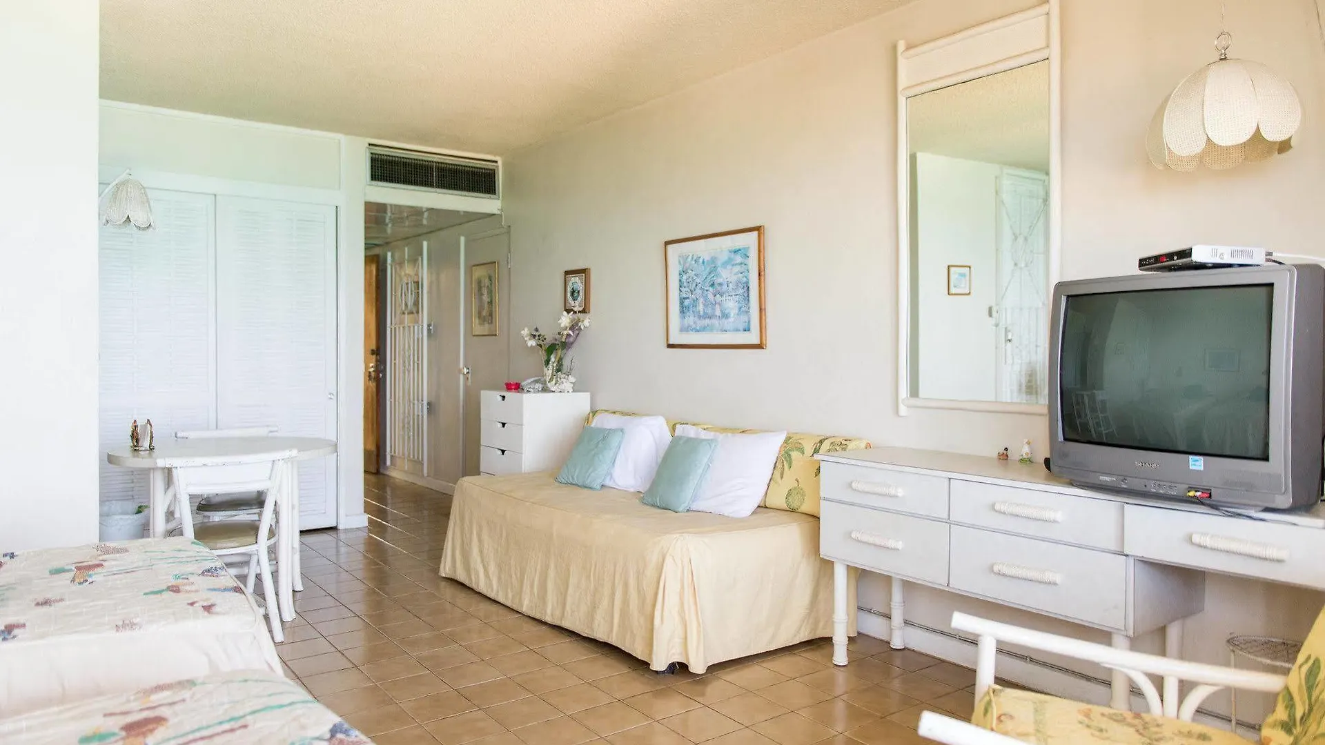 Coral Reef Beach Suite At Montego Bay Club Resort Hotel